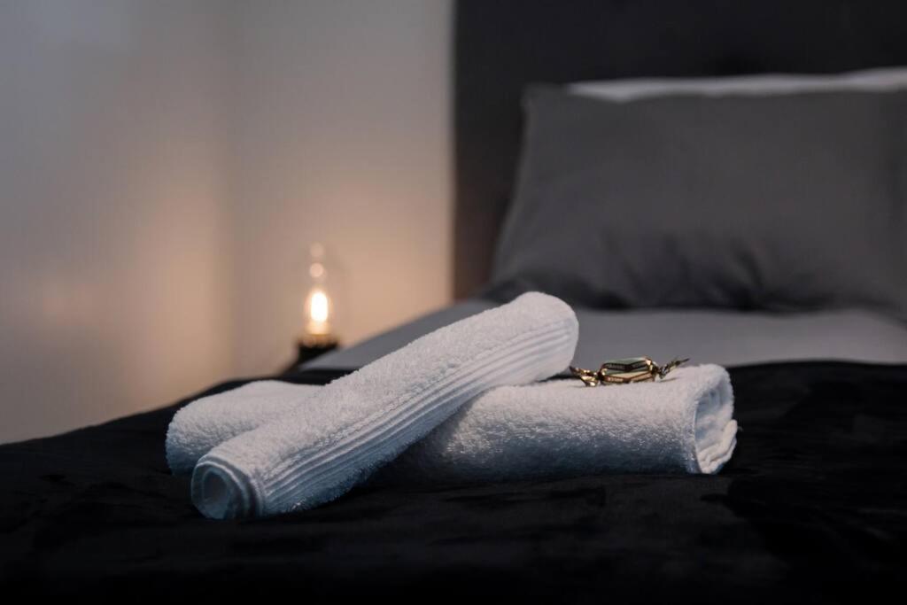 ヴァンターCozy Penthouse Loft - Near The Airportアパートメント エクステリア 写真